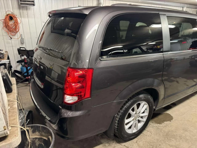 Dodge Grand Caravan Premium Plus 2WD 2020