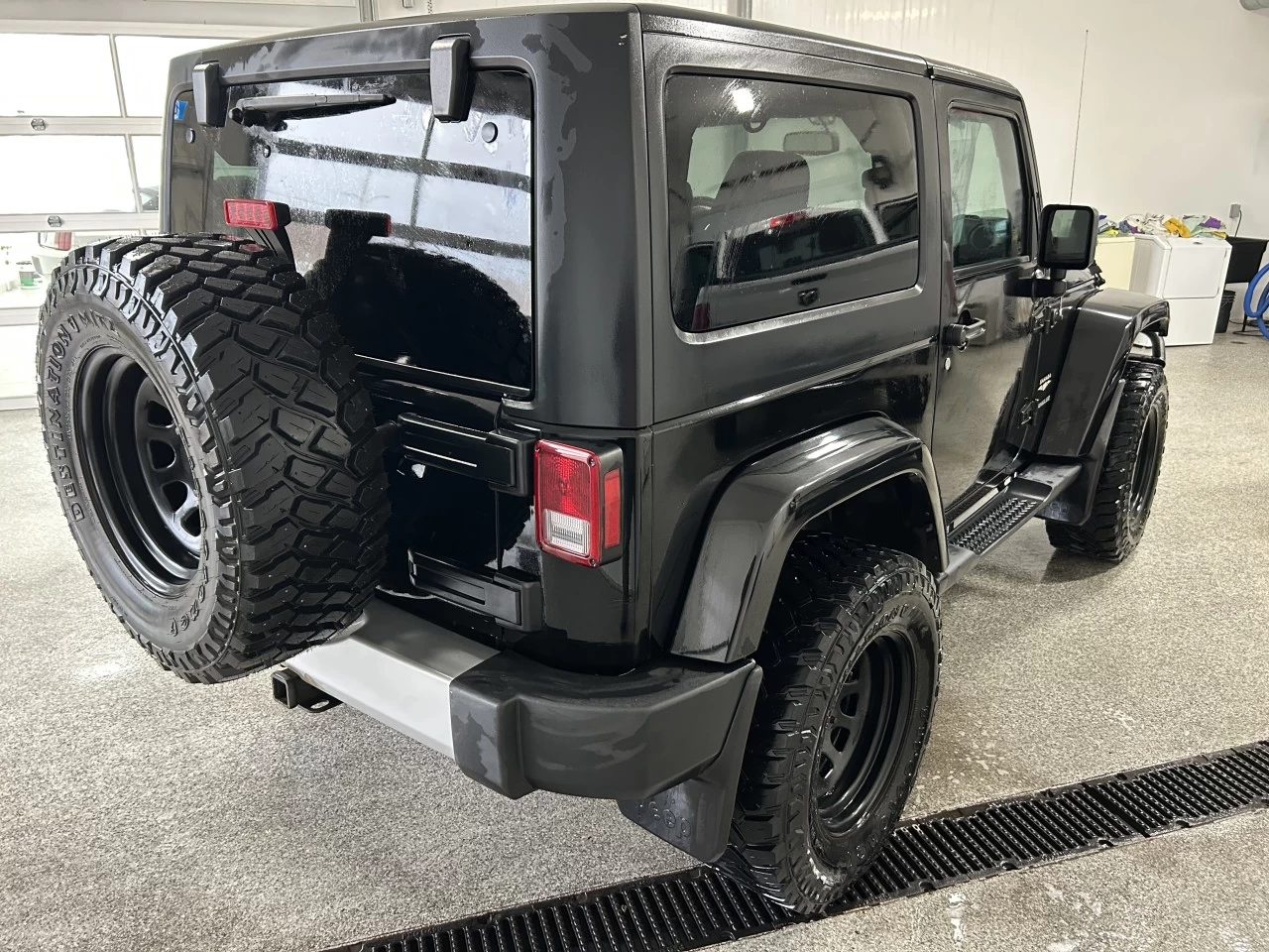 2015 Jeep Wrangler Sahara Image principale