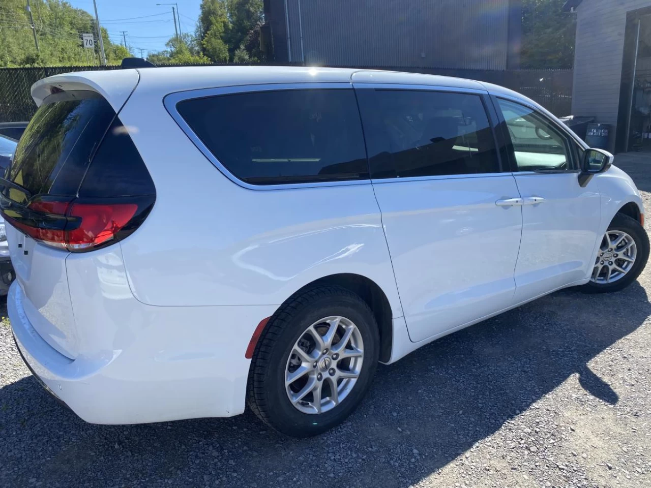 2023 Chrysler Pacifica Touring L FWD Image principale