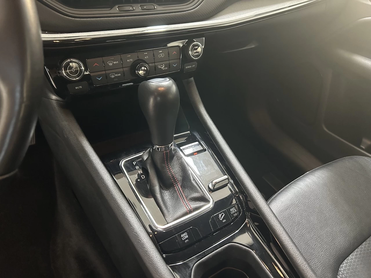 2022 Jeep Compass Trailhawk Main Image