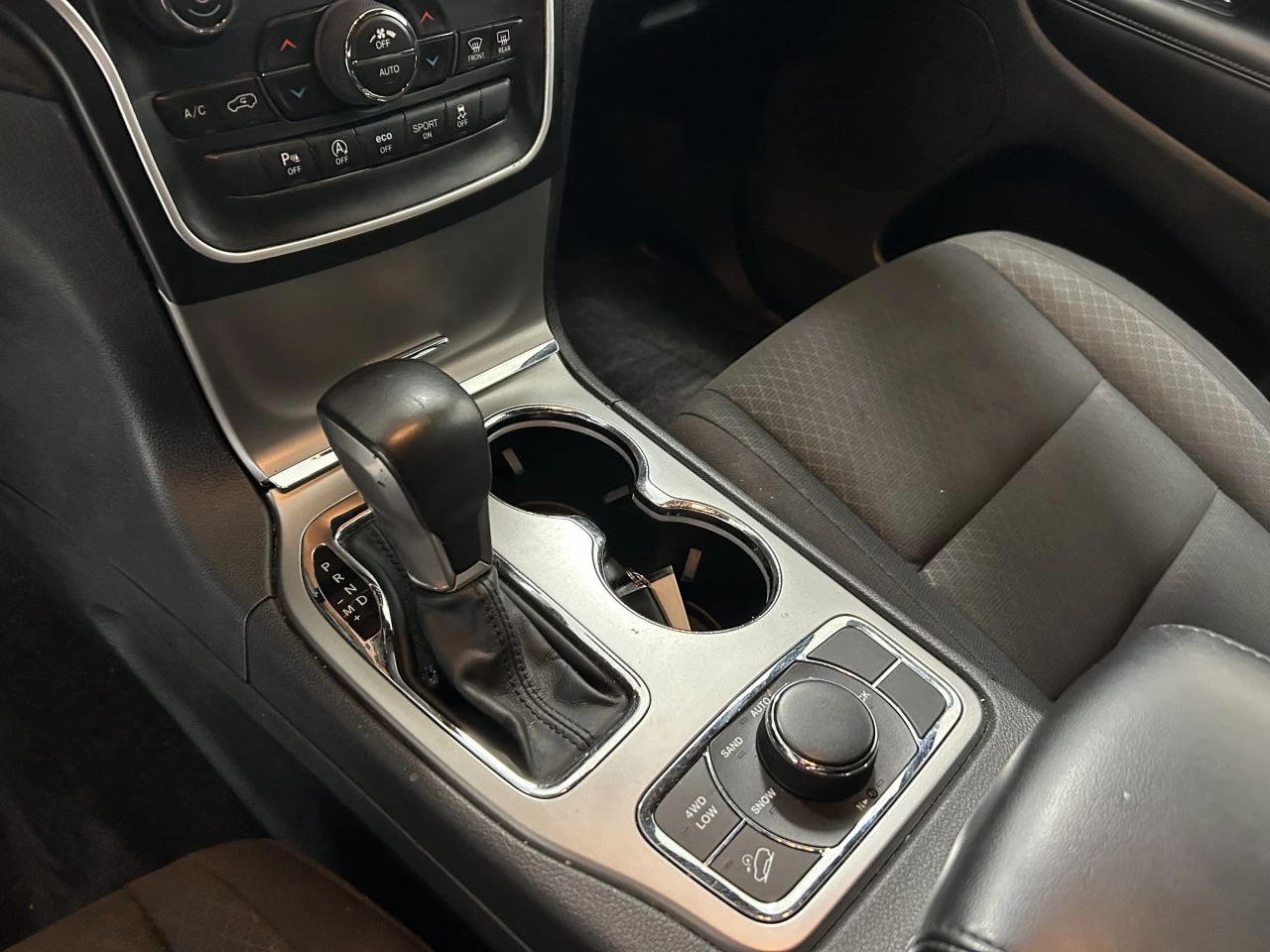 2018 Jeep Grand Cherokee Laredo Image principale