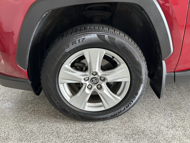 Toyota RAV4 XLE 2020