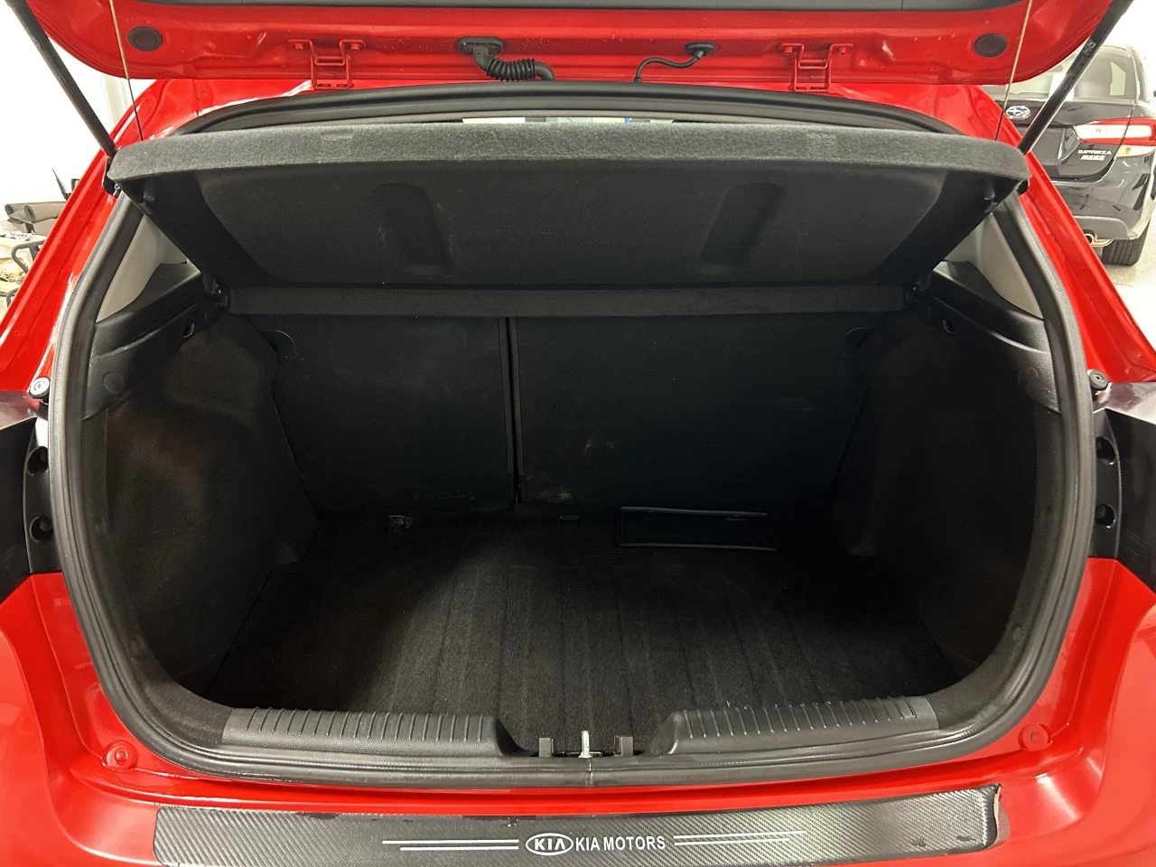 2016 Kia 5 portes Forte LX+ Main Image