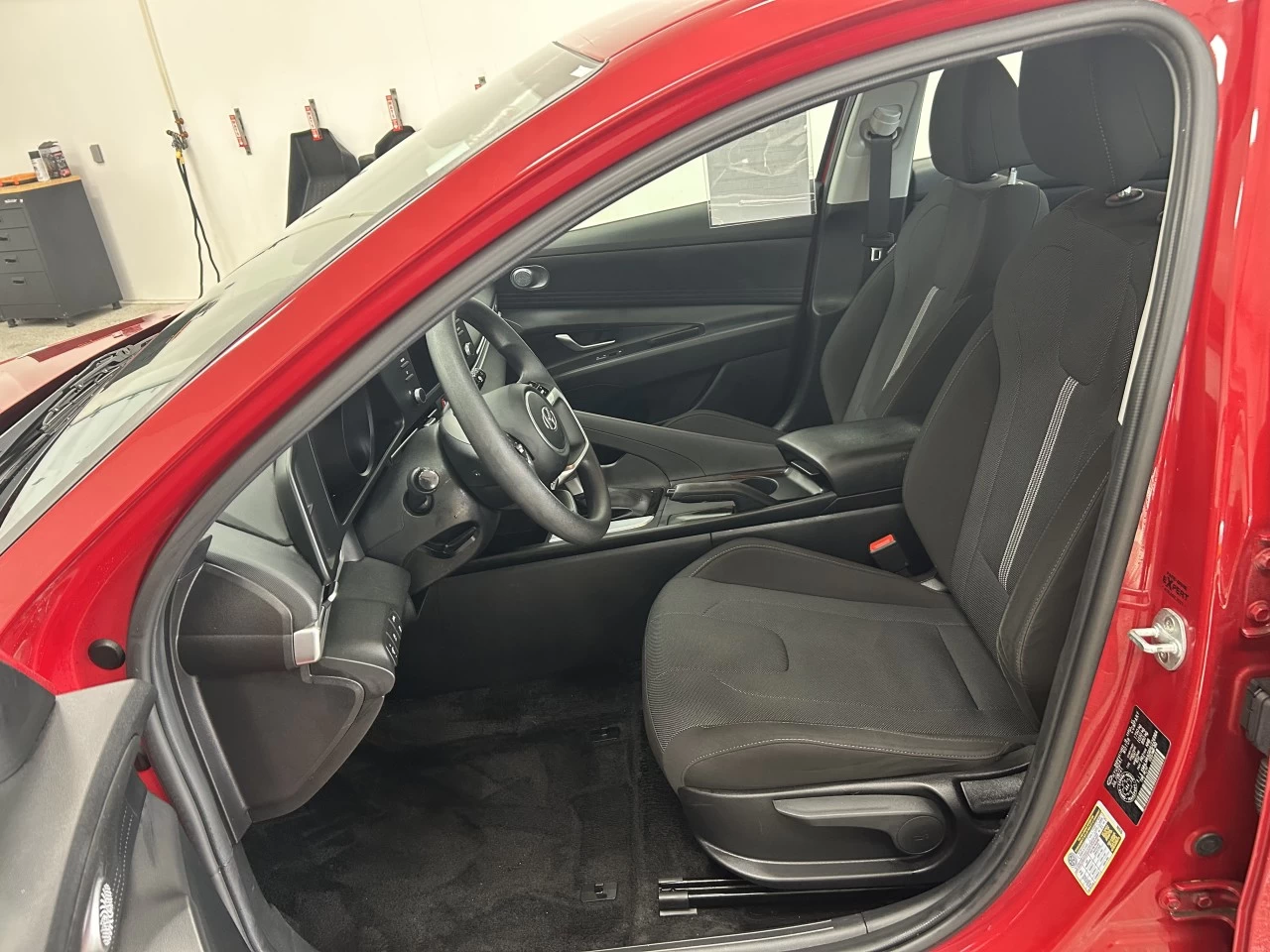 2022 Hyundai Elantra Essential Image principale