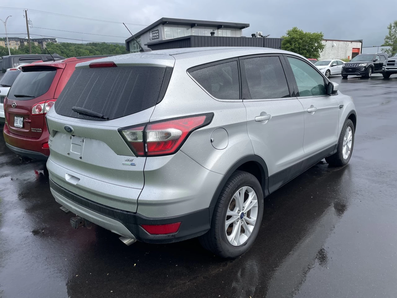 2017 Ford Escape SE Main Image