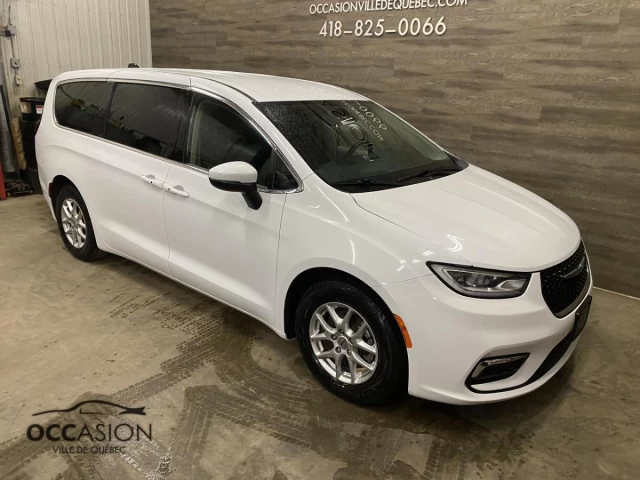 Chrysler Pacifica Touring L FWD 2023
