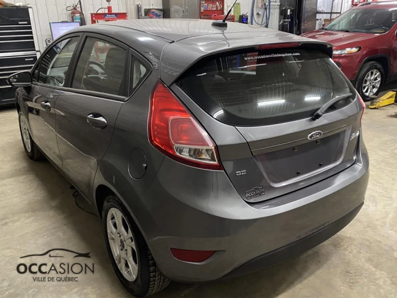 2014 Ford Fiesta 5dr HB SE Main Image