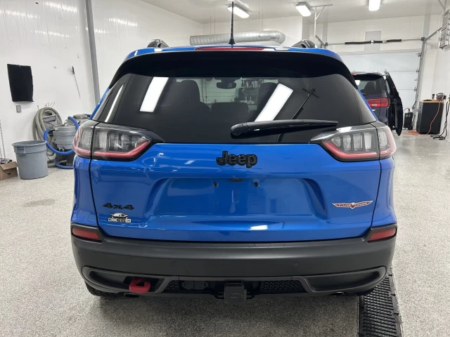 Jeep Cherokee Trailhawk 2023