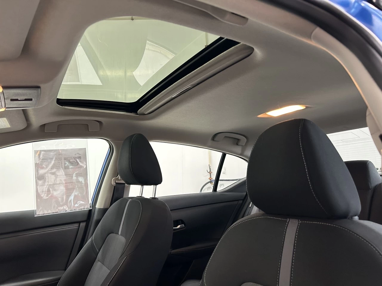 2023 Nissan Sentra SV Main Image