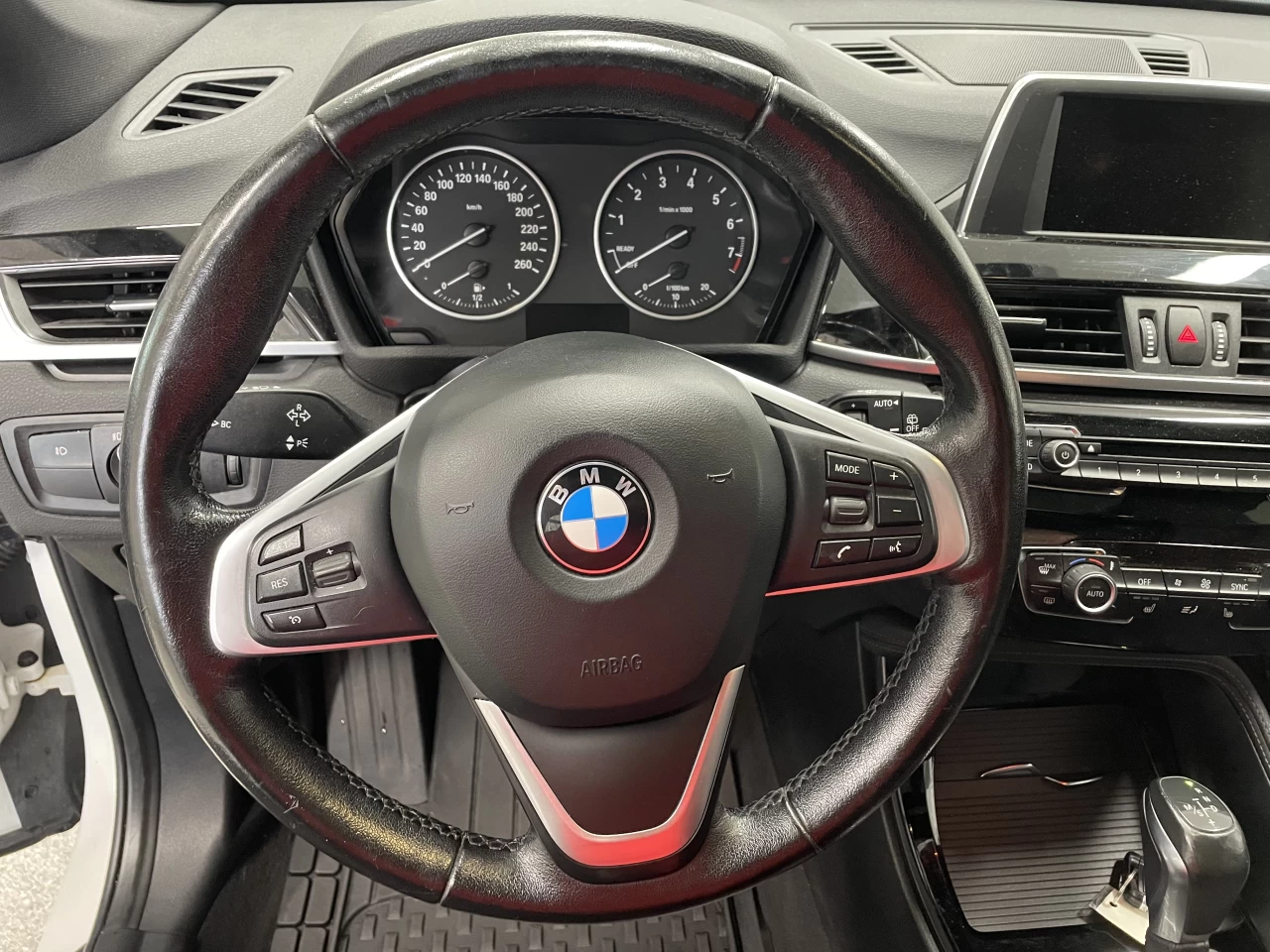 2016 BMW X1 xDrive28i Main Image