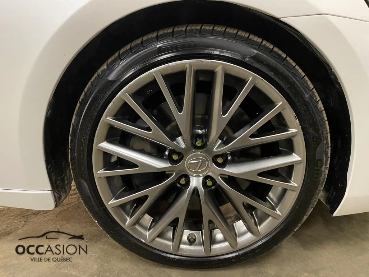 2019 Lexus IS 300 AWD Image principale