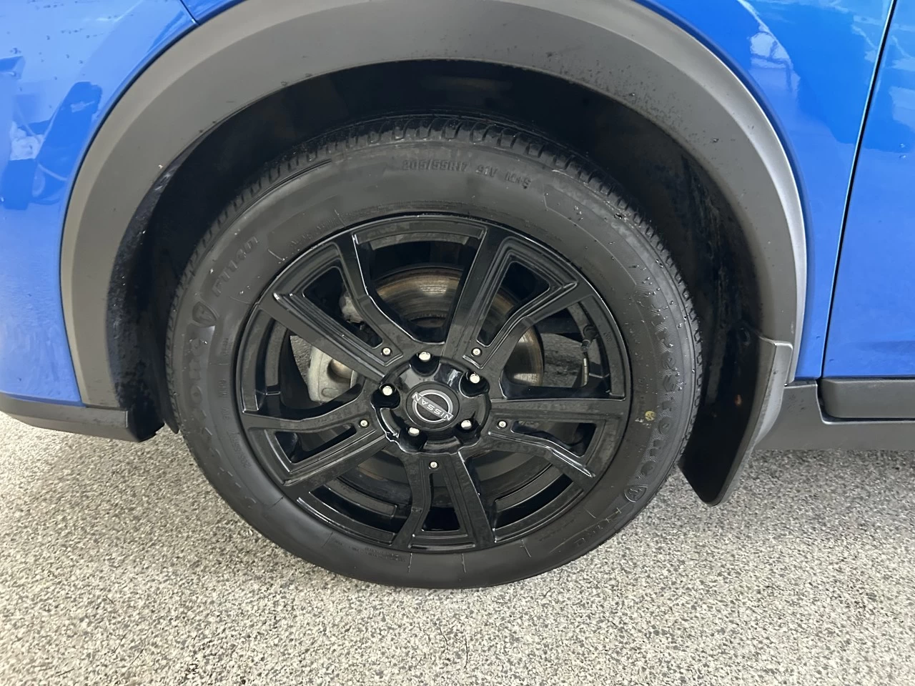 2022 Nissan Kicks SR Image principale