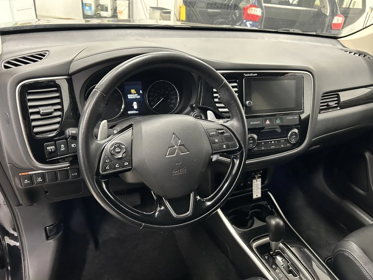 2017 Mitsubishi Outlander GT Main Image