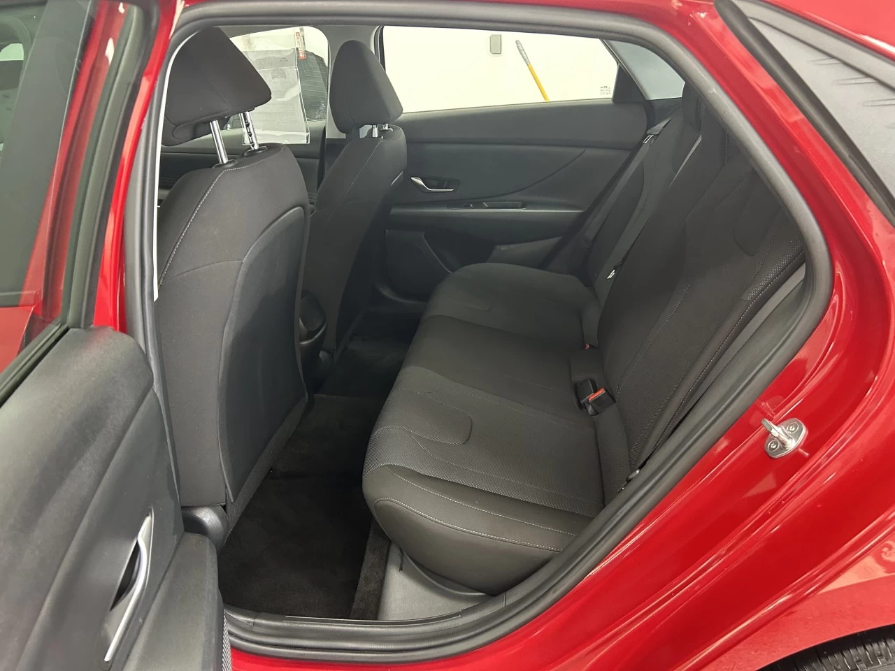 2022 Hyundai Elantra Essential Image principale