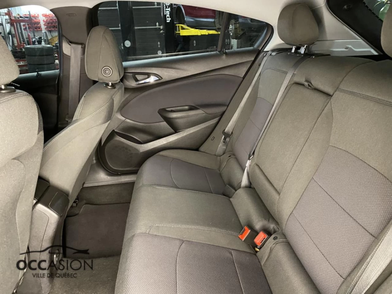2019 Chevrolet Cruze Hatchback LT Image principale