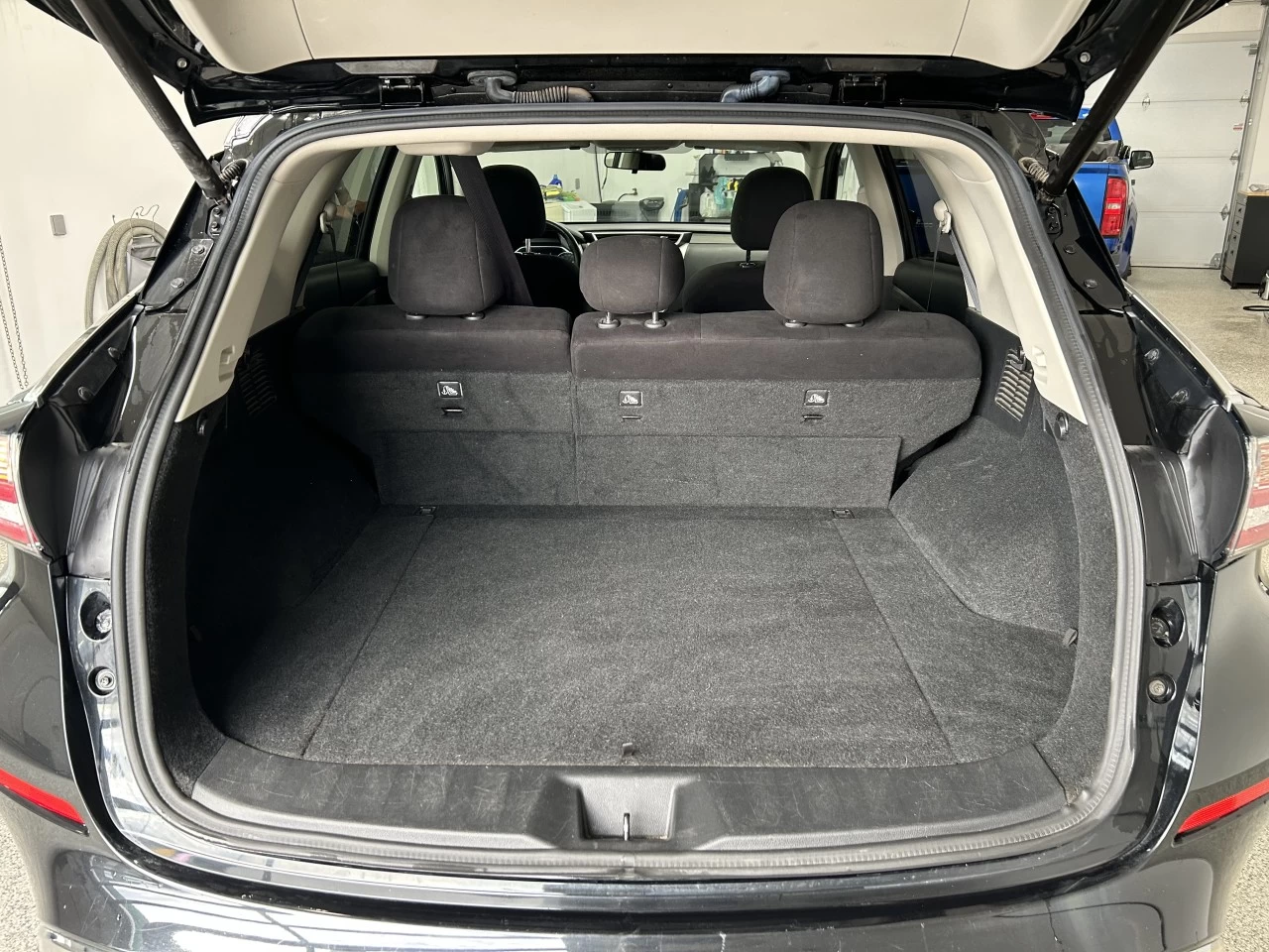 2018 Nissan Murano SV Main Image