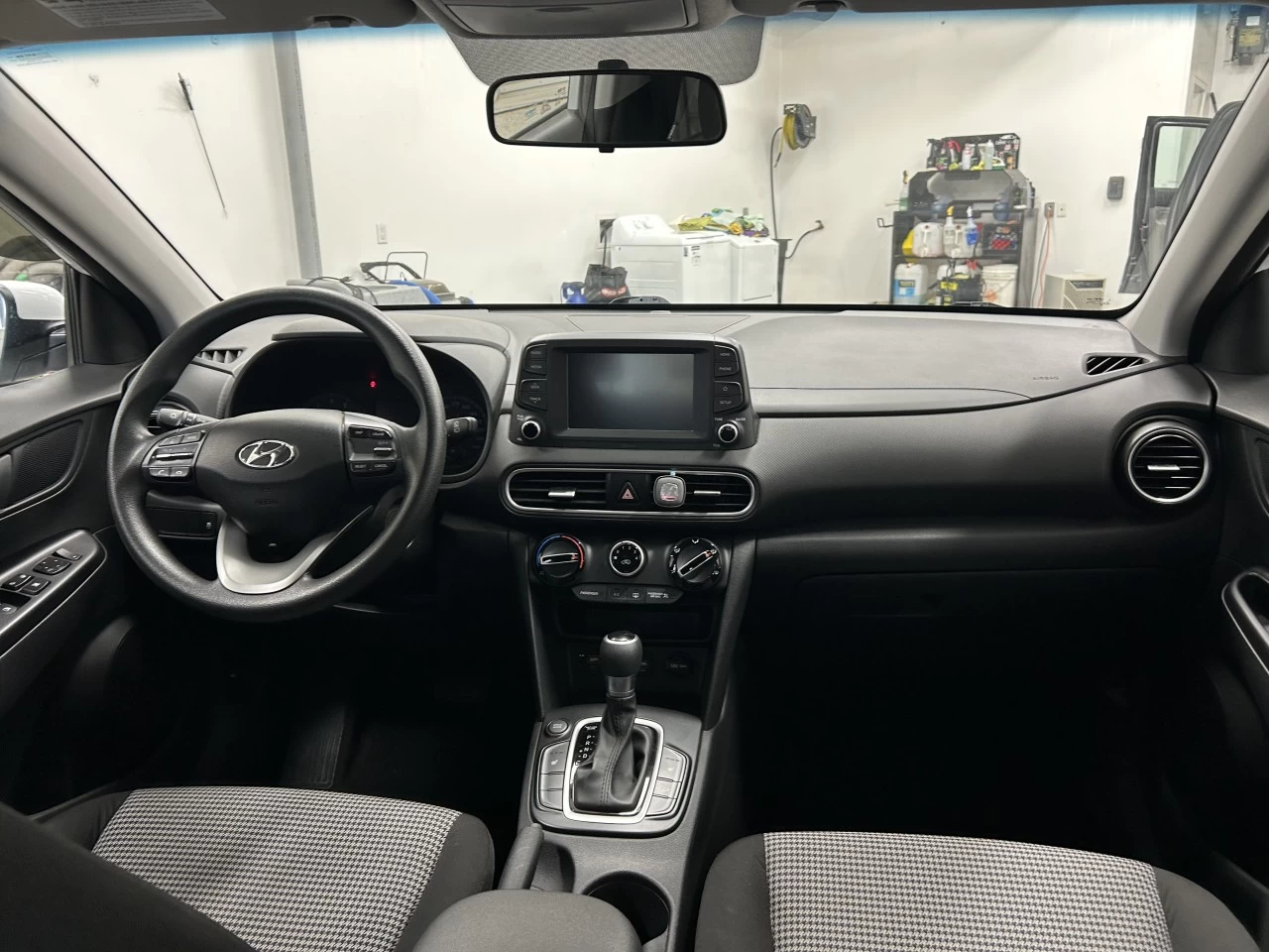 2019 Hyundai Kona Essential Main Image