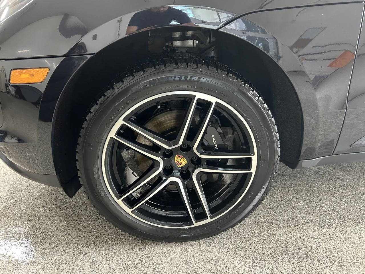 2021 Porsche Macan AWD Image principale