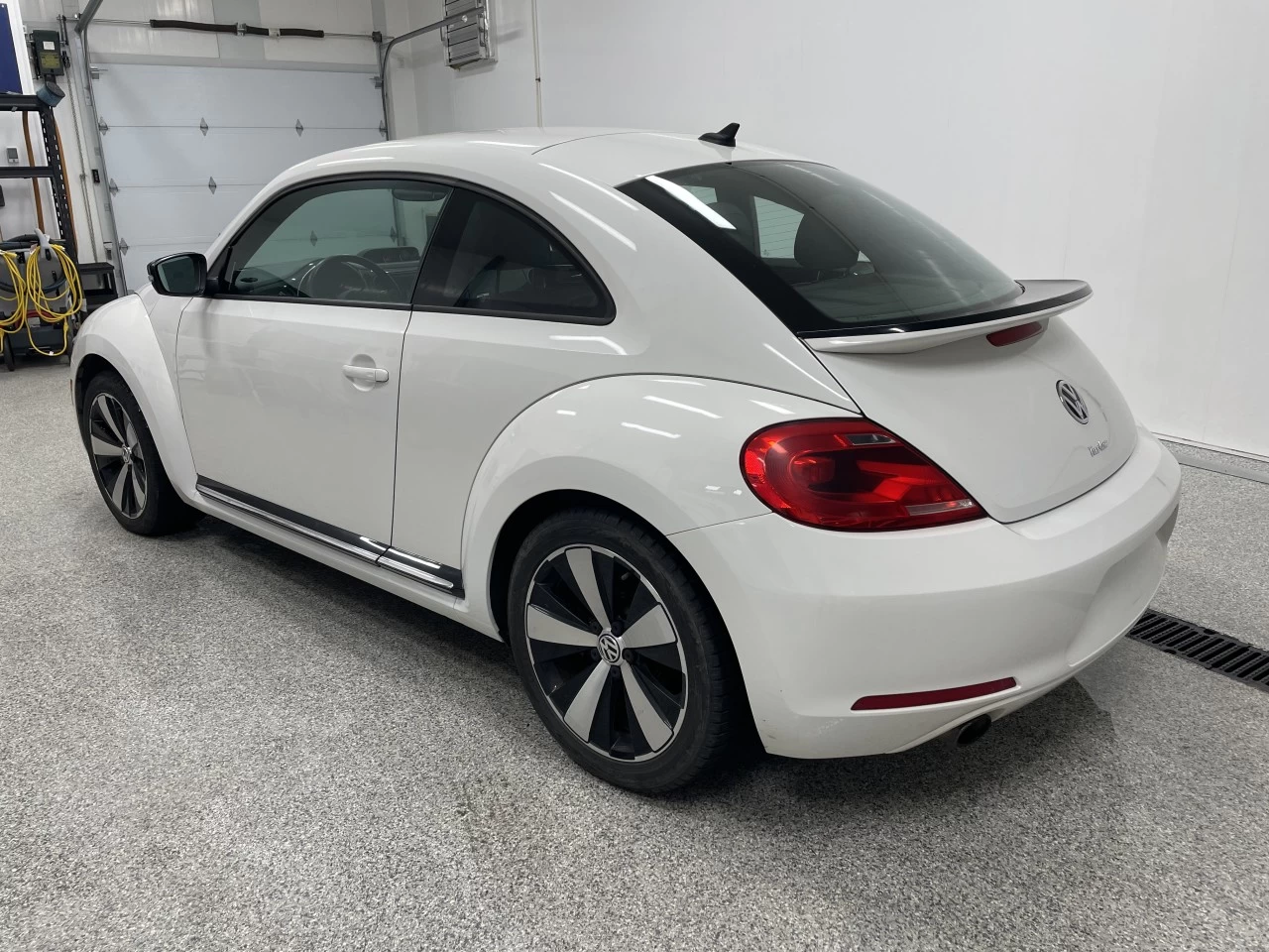 2013 Volkswagen Beetle Coupe 2.0T Turbo Image principale