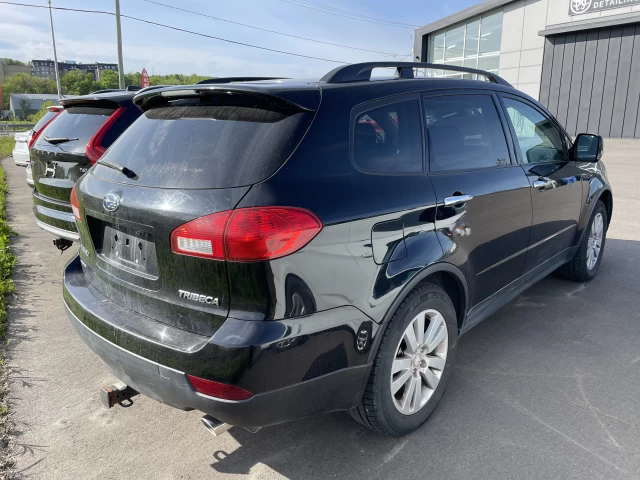 Subaru Tribeca 5dr 2011