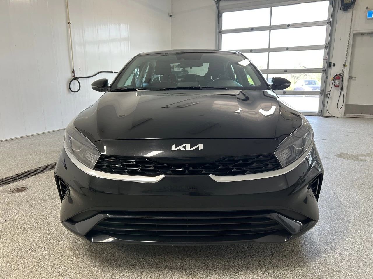 2022 Kia Forte EX Image principale
