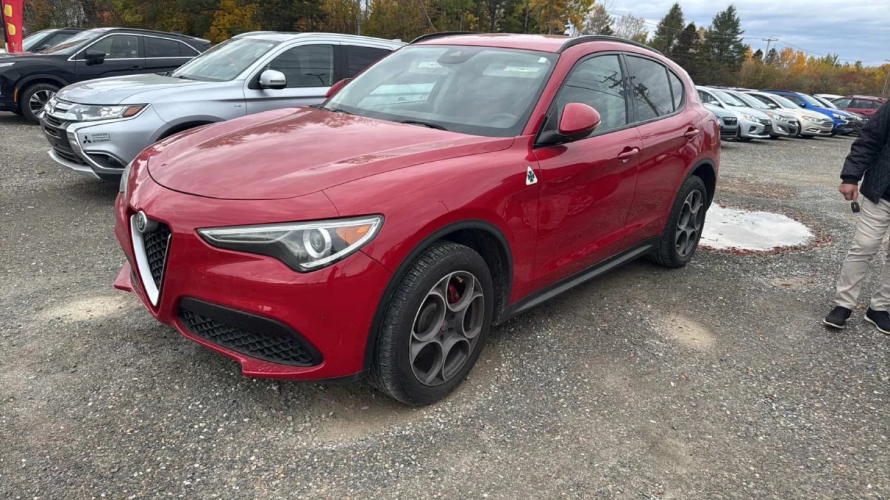 2018 Alfa Romeo Stelvio Sport AWD Image principale
