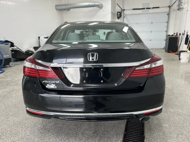 Honda Berline Accord LX 2016