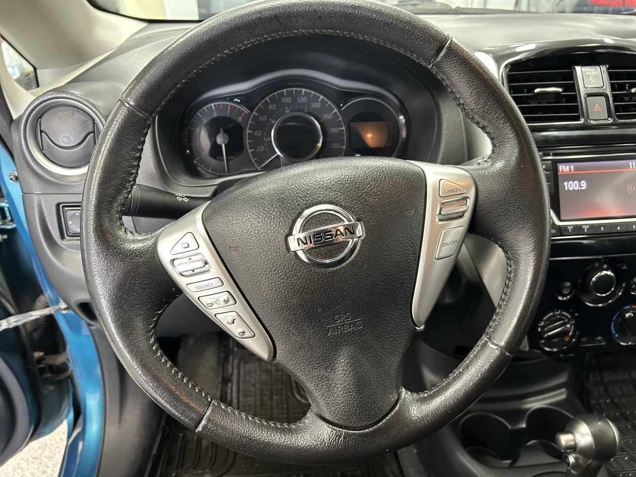 2015 Nissan Versa Note SV Image principale