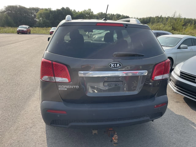 Kia Sorento LX 2012
