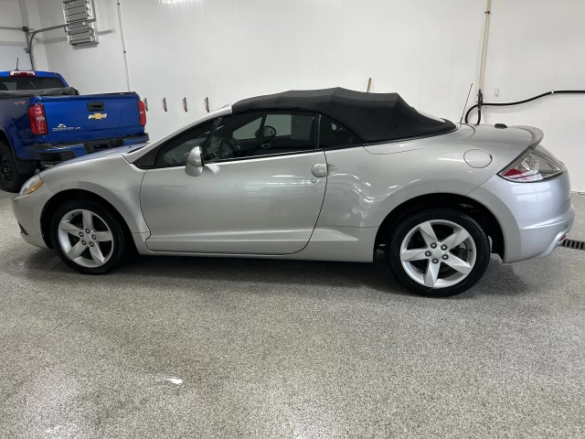 Mitsubishi Eclipse GS 2009