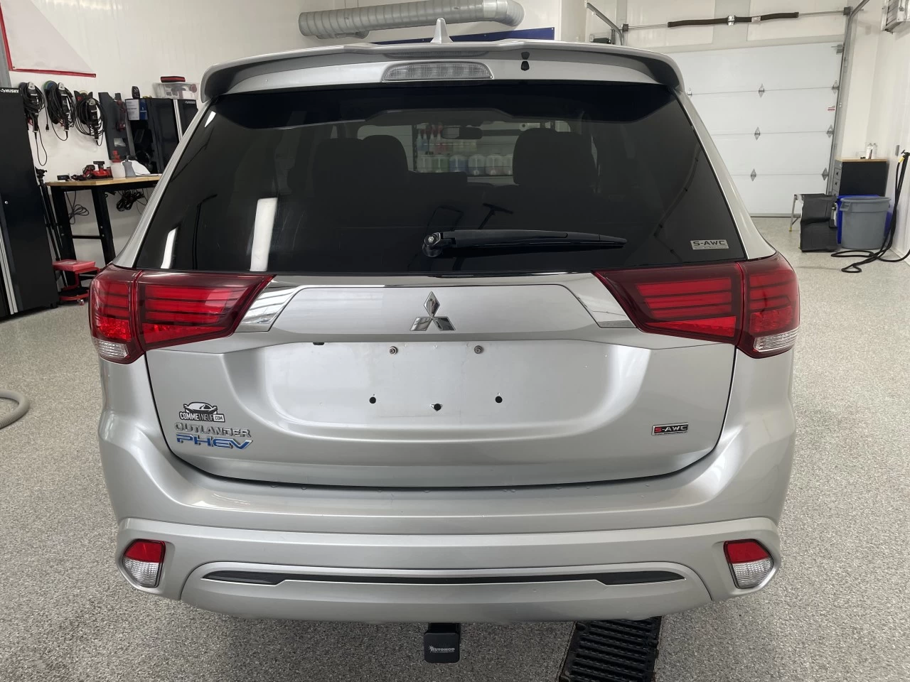 2020 Mitsubishi Outlander PHEV SEL Main Image