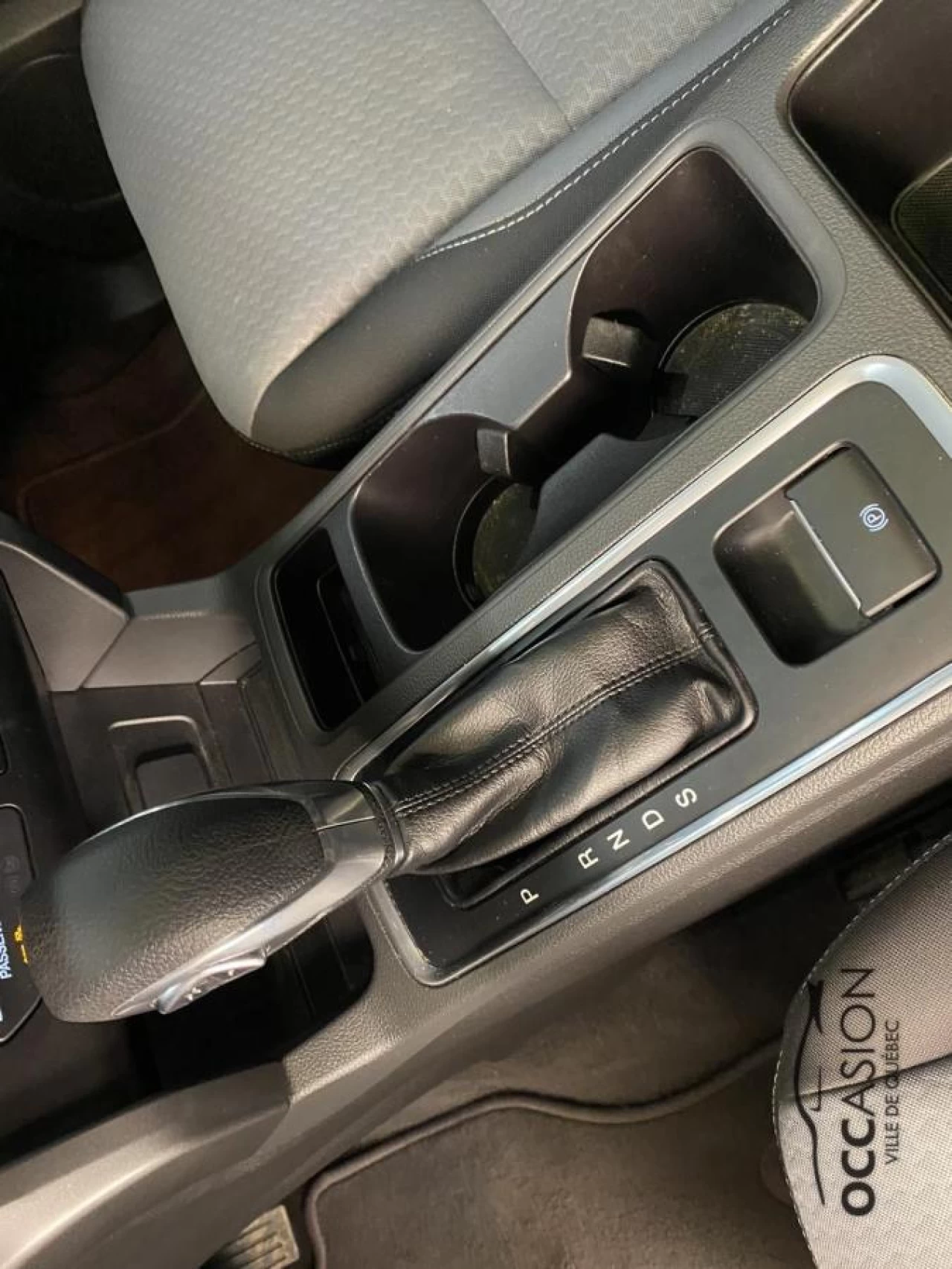 2018 Ford Escape SE 4WD Image principale