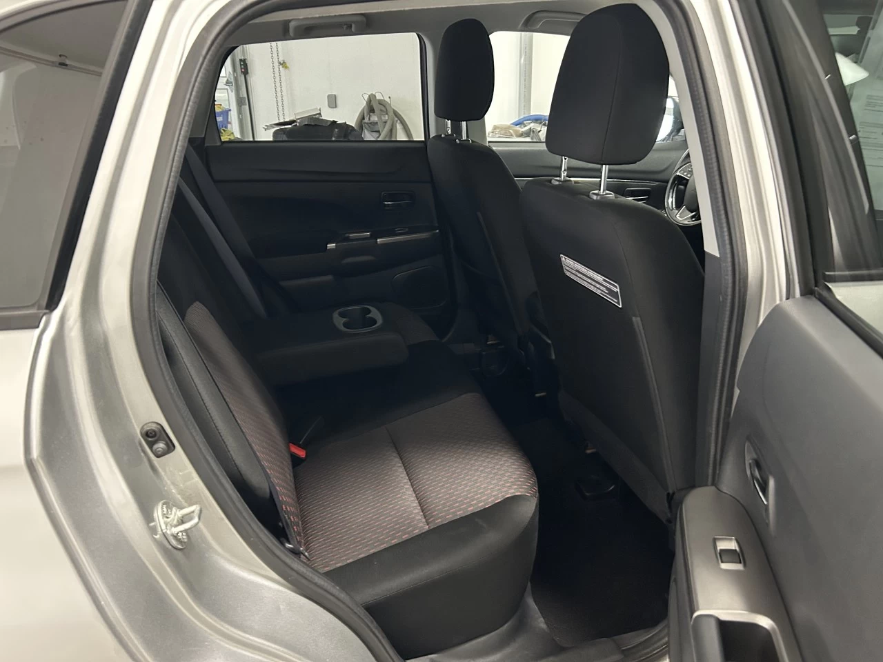 2018 Mitsubishi RVR SE LTD Main Image