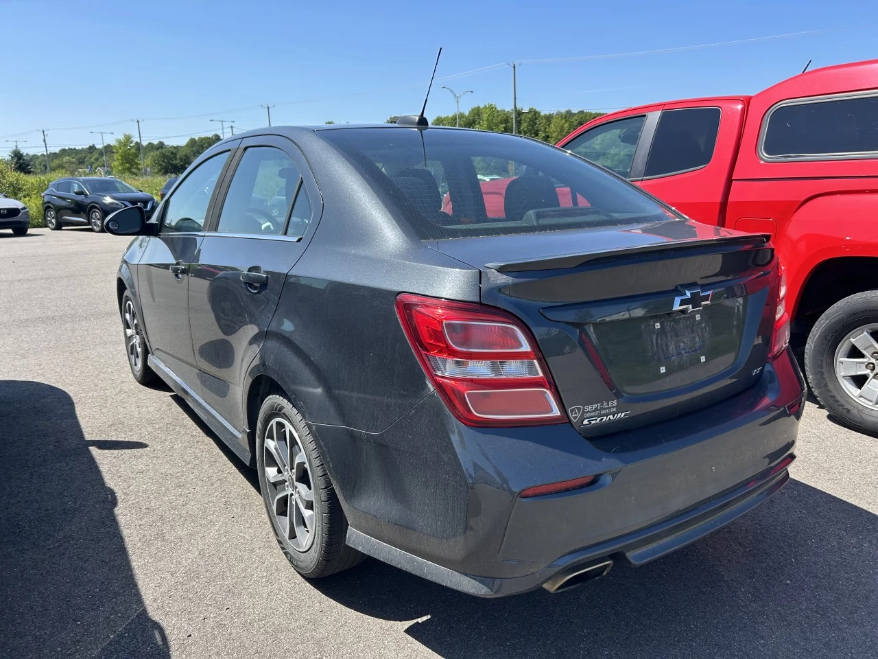 2018 Chevrolet Sonic LT Image principale