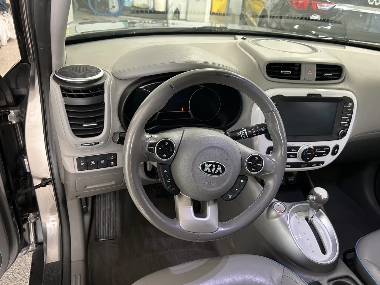2016 Kia Soul EV Luxury Main Image