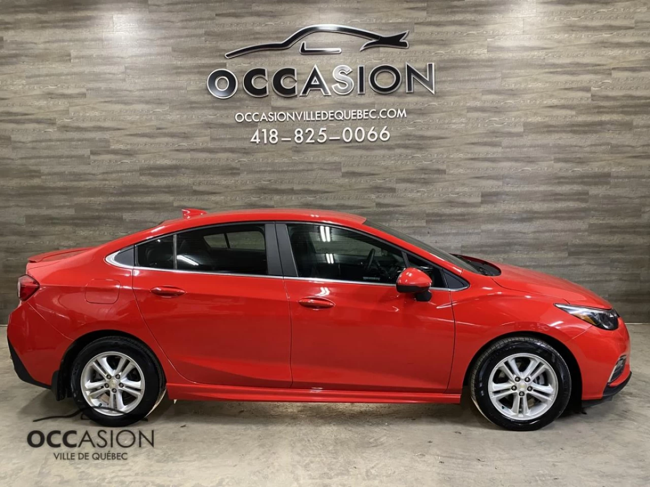 2018 Chevrolet Cruze Sedan LT (Automatic) Image principale