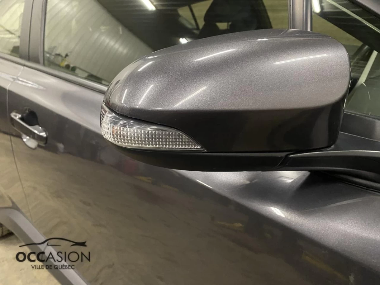 2021 Toyota C-HR LE FWD Main Image
