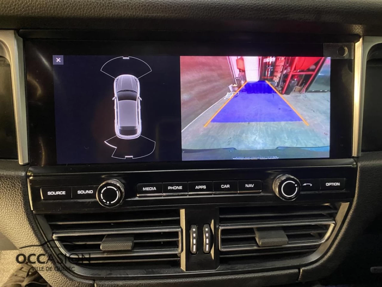 2021 Porsche Macan AWD Image principale