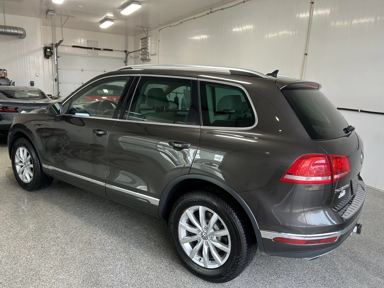 2016 Volkswagen Touareg Highline Image principale