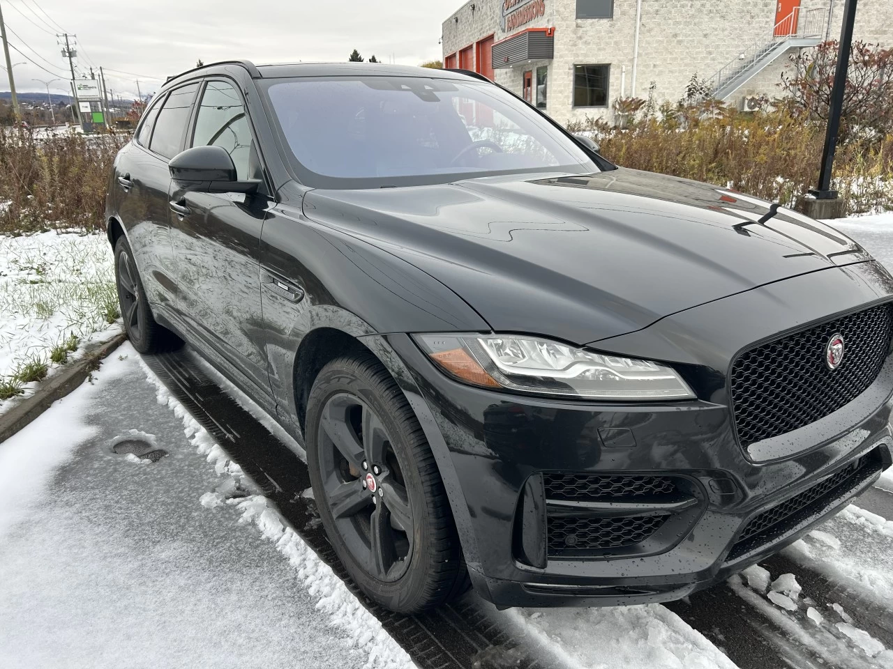 2018 Jaguar F-PACE R-Sport Image principale