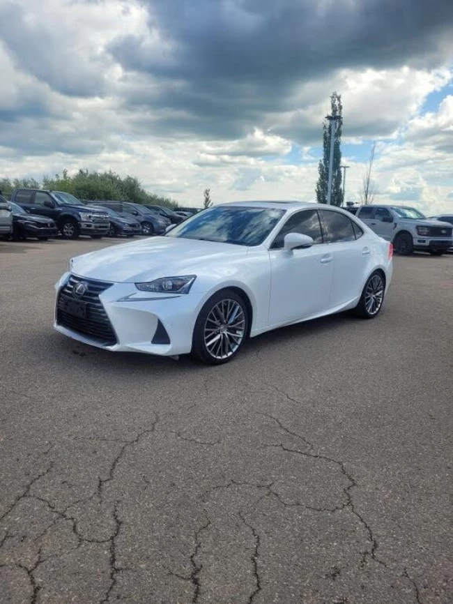 Lexus IS 300 - 2019