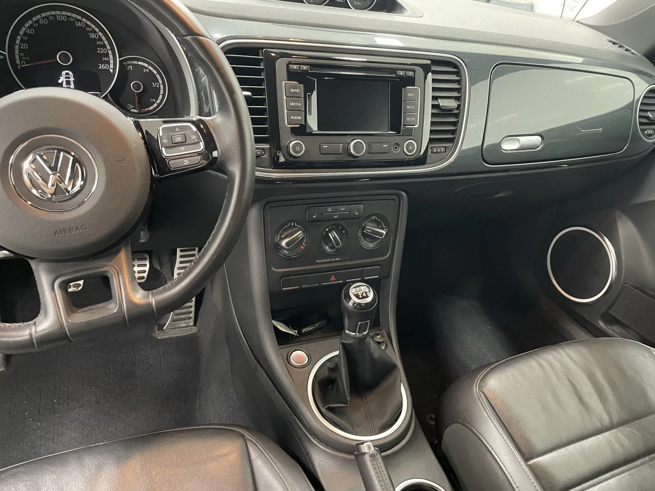 2013 Volkswagen Beetle Coupe 2.0T Turbo Image principale