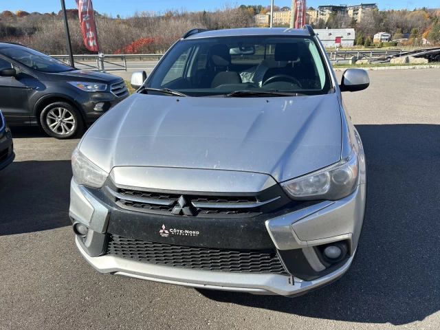 Mitsubishi RVR SE LTD 2018