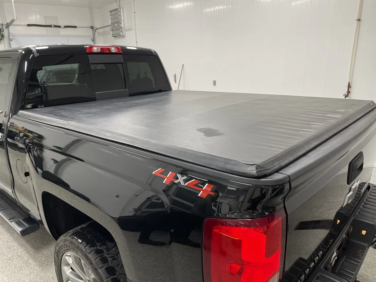 2018 Chevrolet Silverado 1500 High Country Image principale