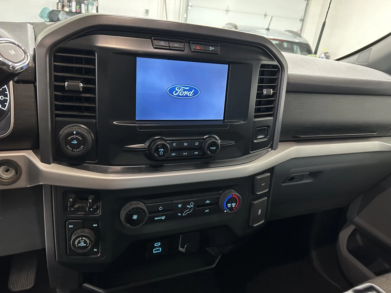 2022 Ford F-150 XLT Image principale