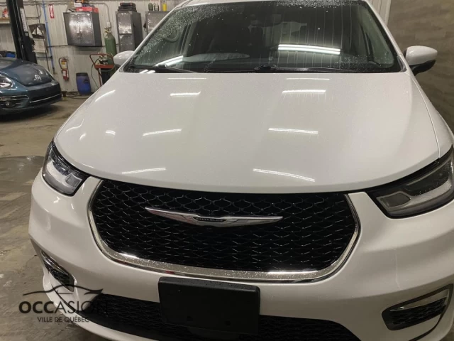 Chrysler Pacifica Touring L FWD 2023