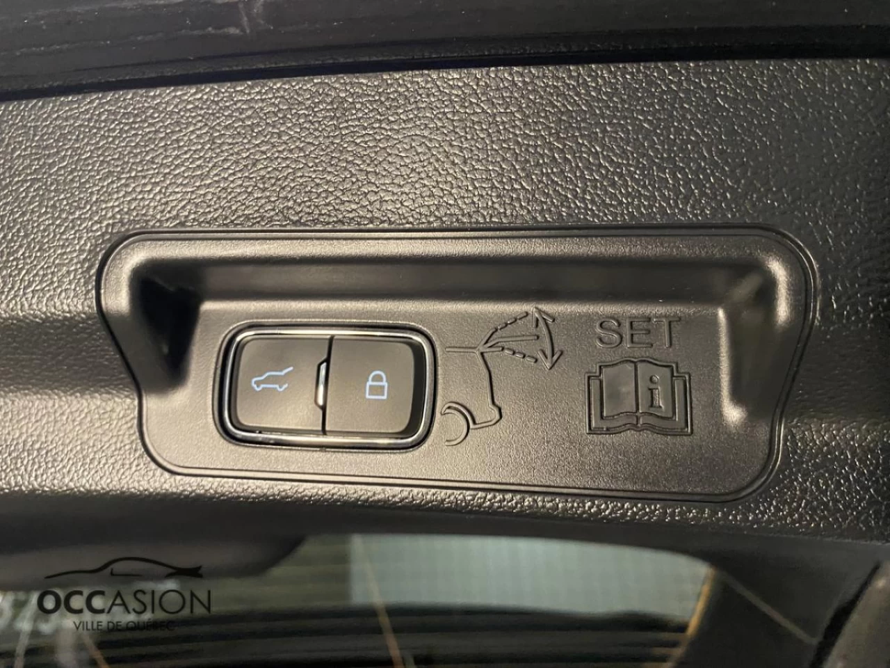 2023 Ford Explorer XLT 4WD Image principale