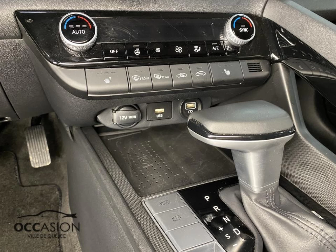 2021 Hyundai Elantra Ultimate IVT Main Image