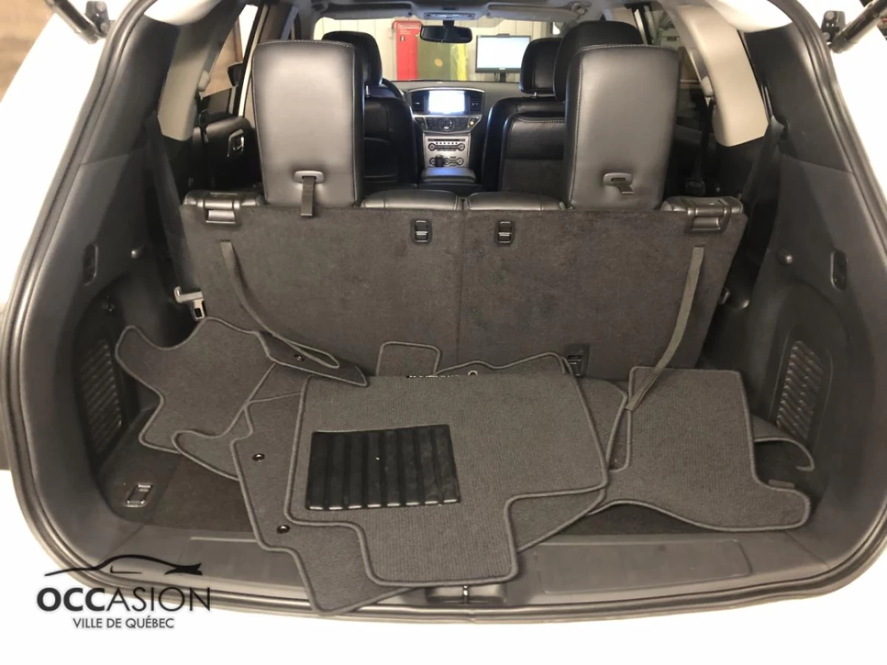 2017 Nissan Pathfinder 4WD 4dr SL Image principale