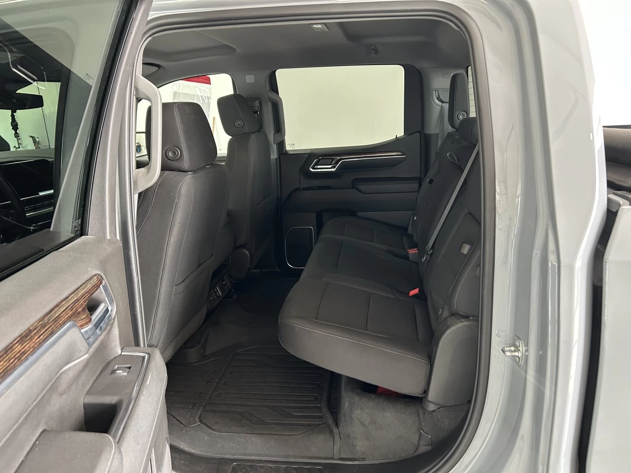 2024 GMC Sierra 1500 Elevation Image principale